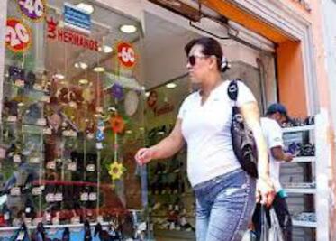 Disminuyen ventas de comercios