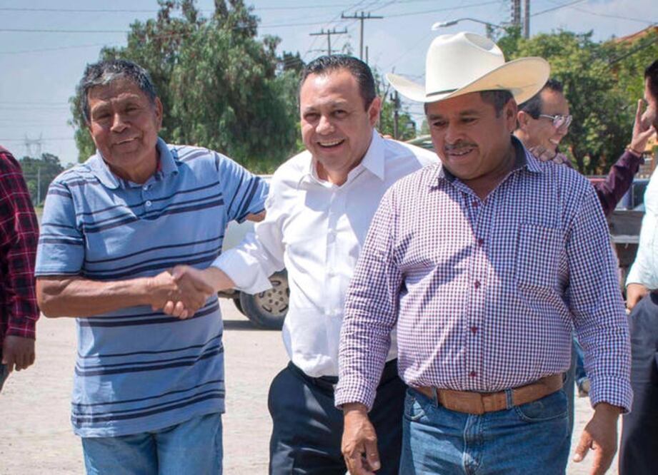 Petición al gobierno Campesinos solicitaron un tejado para maquinaria, la cual da servicio a más de cinco mil hectáreas (ESPECIAL)