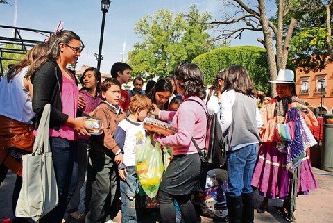 Comparten la alegría  en fiestas decembrinas