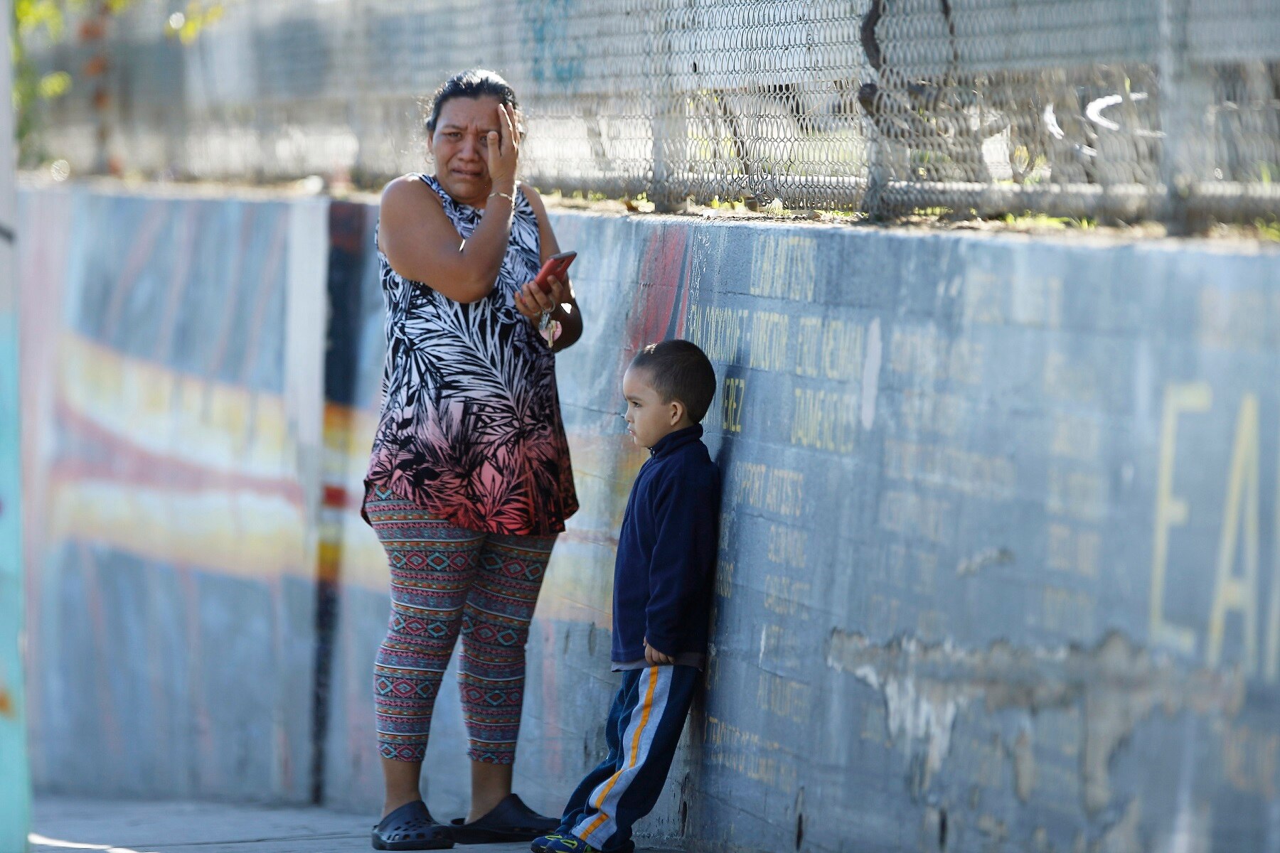 Cinco personas heridas en un tiroteo en una escuela de Los Ángeles