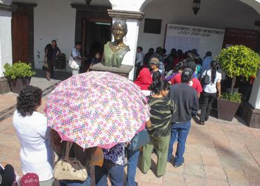 Piden transparencia de becas en SJR 