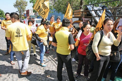 Descartan salida de militantes del PRD