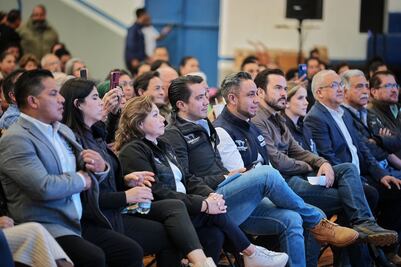 Felifer Macías se reúne con vecinos de Josefa Vergara para reforzar participación ciudadana y enfrentar retos por lluvias