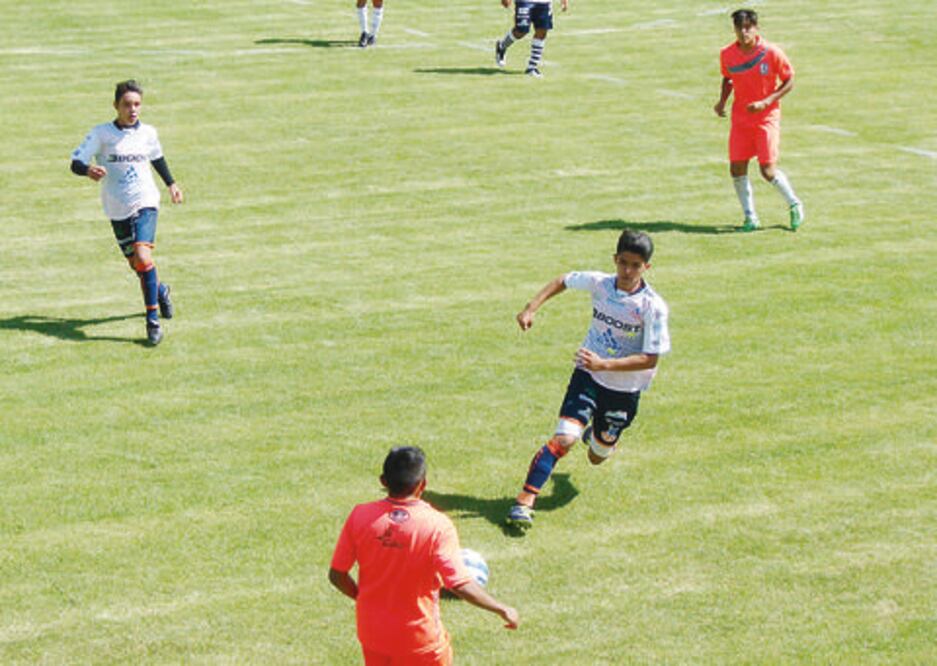 La tercera División de Gallos cierra preparación