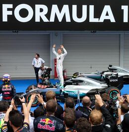 Rosberg, a paso de gigante