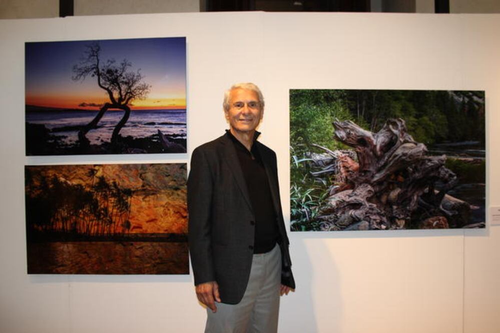 Para Moisés Mondlak la fotografía significa trasmitir sentimientos que no se pueden poner en palabras, significa compartir recuerdos y pasiones que pueden despertar al ver sus fotos (FOTOS: ROCÍO BENÍTEZ. EL UNIVERSAL)