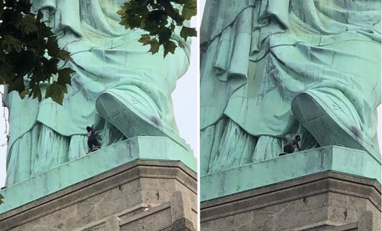 Video. Mujer escala la Estatua de la Libertad en Nueva York y provoca evacuación
