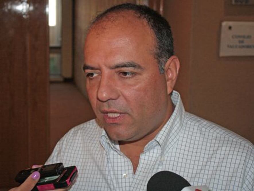 Loyola Vera va por aumento al predial