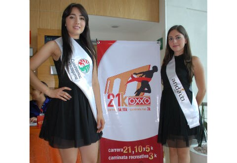 Carrera Oxxo crece a medio maratón