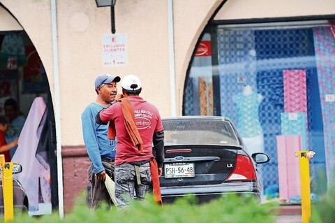 Entregan reglamento para franeleros