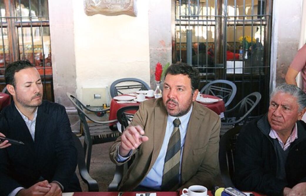 Acusan actos de corrupción de Anaya