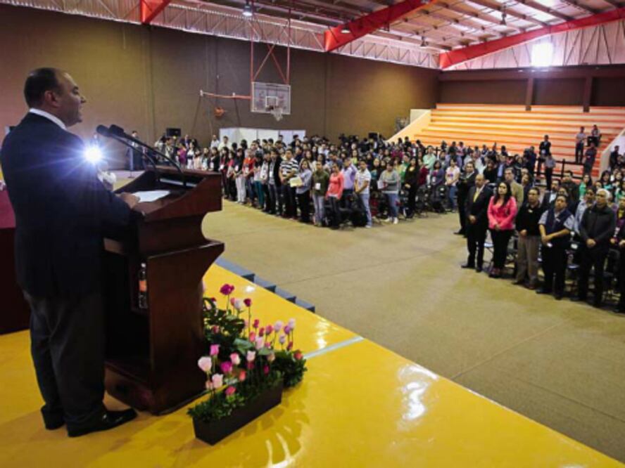Llaman a jóvenes a aprovechar congresos