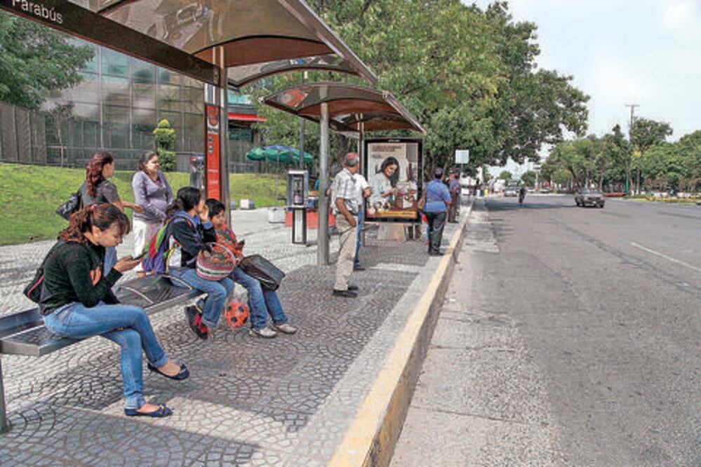 Transporte funcionará con normalidad: IQT  