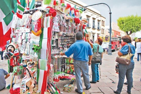 Viene desde Guerrero por mes patrio