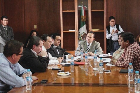 Sánchez Vázquez contenderá en 2015