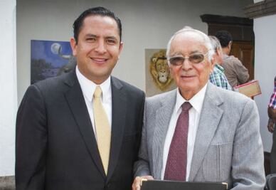 Ratifican a cronista de San Juan del Rio
