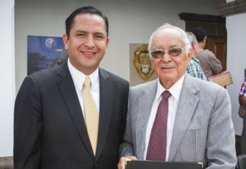 Ratifican a cronista de San Juan del Rio
