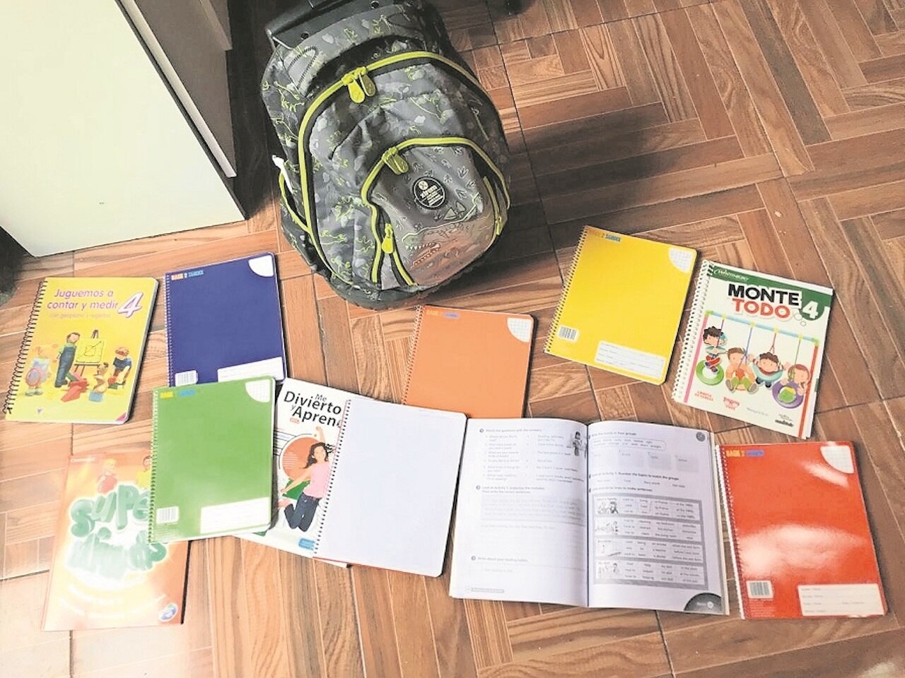 Cuadernos, lápices o colores; dona lo que puedas para llevar útiles a escuelas rurales