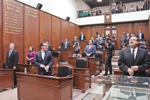 Ven positivo diputados federales