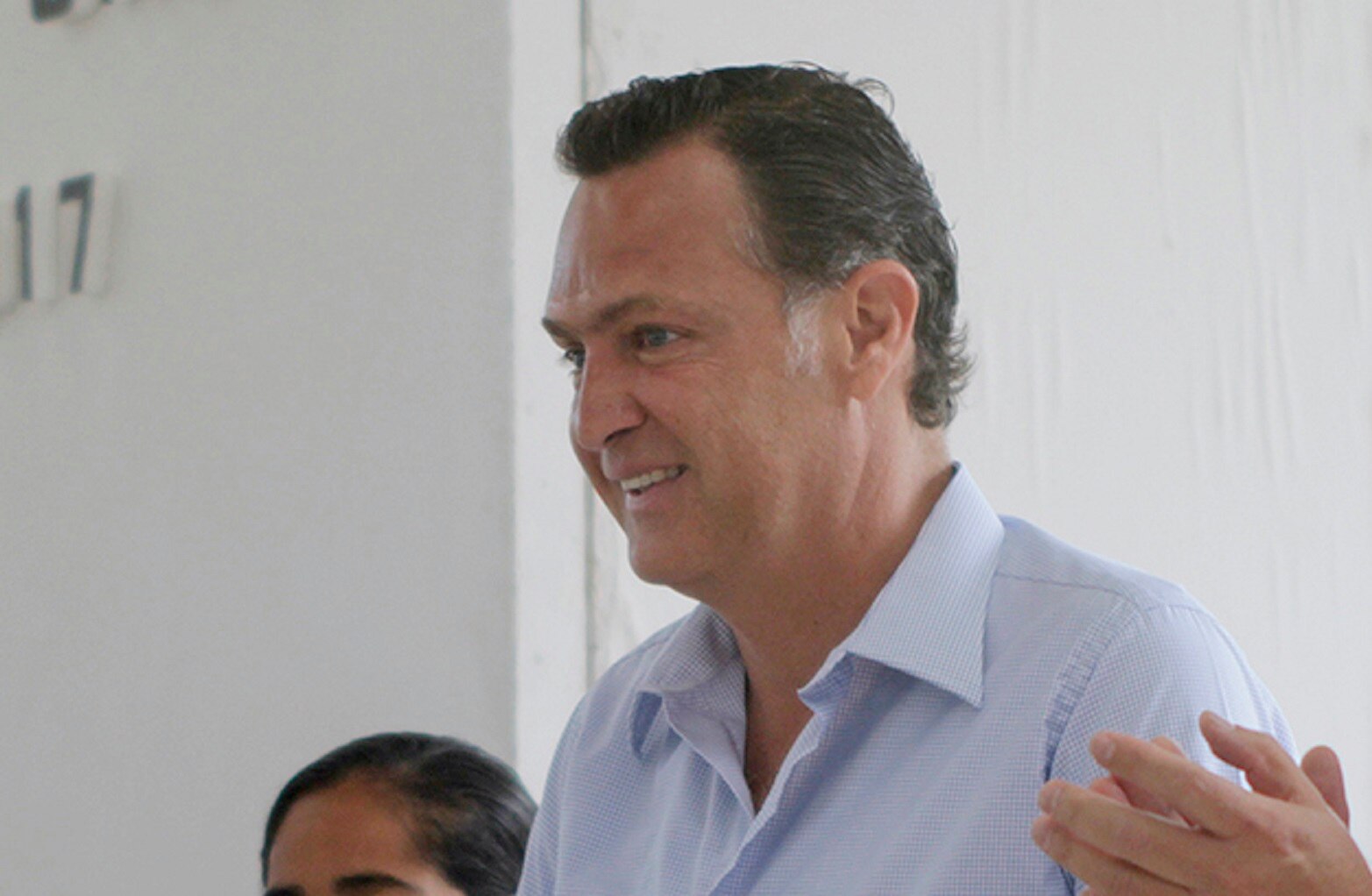 Firma Kuri convenio de protección a menores