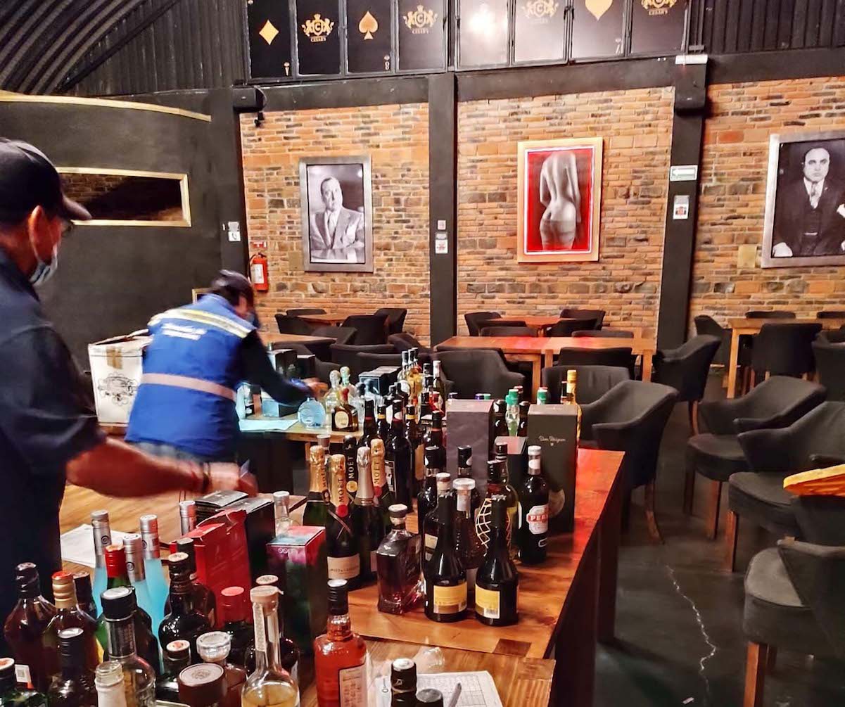 Cesar’s Mens Club no era restaurante, era table dance; lo clausuran en Querétaro