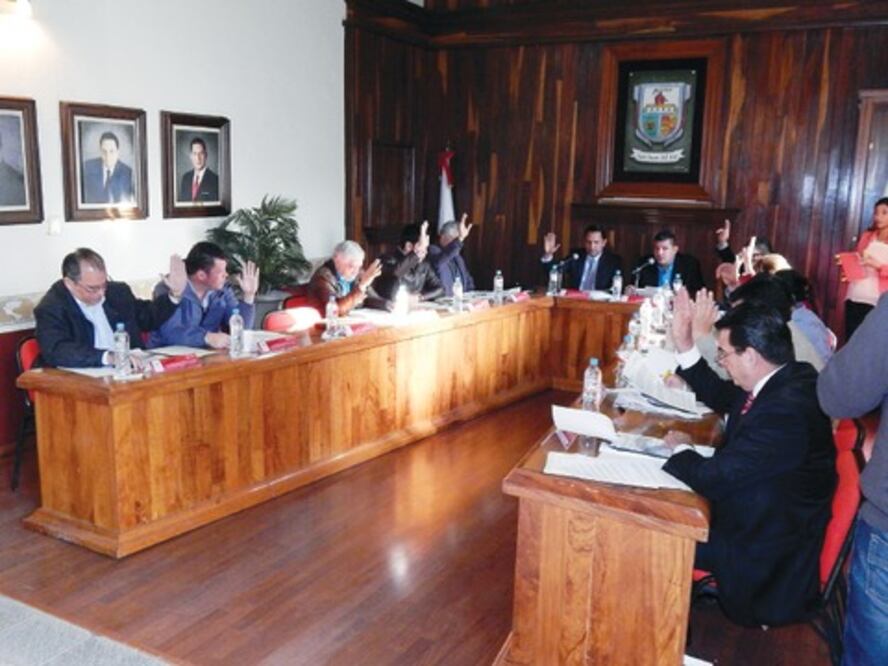 Cambian a titulares de dependencias en SJR