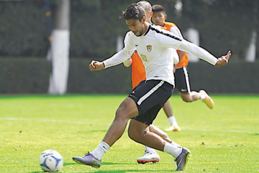 El líder va al puerto, a imponer su autoridad