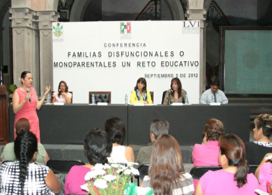 Llaman a no usar término familia disfuncional