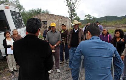 Insiste empresa en desalojo de familias tequisquiapenses