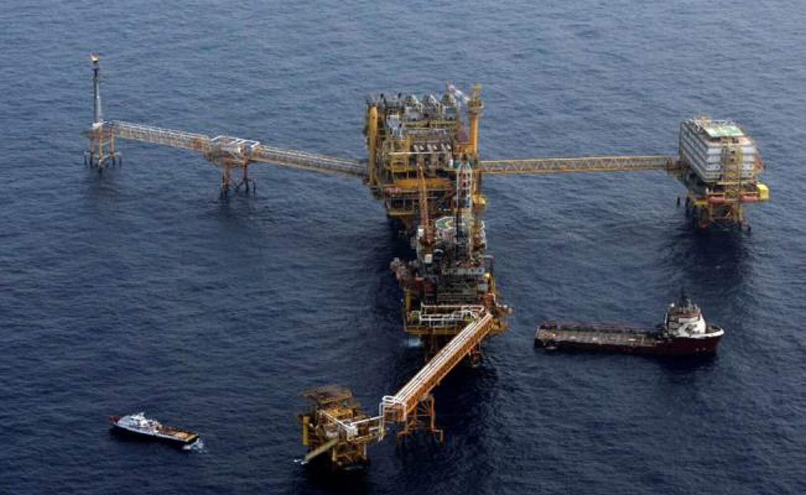 Chevron y Total anuncian descubrimiento de petróleo en Golfo de México
