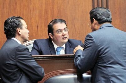 Pleno aprueba cinco leyes