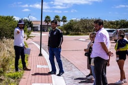 Ciudad Maderas reconoce la lealtad de sus colaboradores con la entrega de terrenos