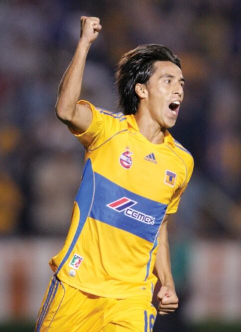 Lucas Lobos ya es mexicano