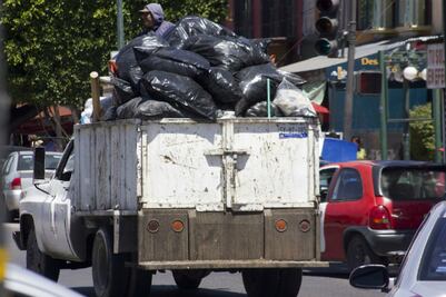 Sin servicio de limpia en Lomas de San Juan