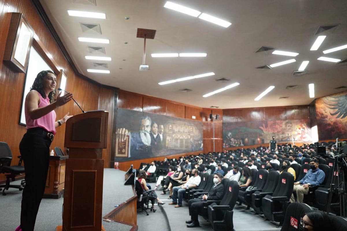 Aún existen las "juanitas", las mujeres manipuladas por hombres, denuncia el PRI Querétaro 