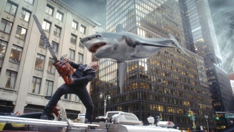 De nudista a héroe de acción