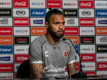 Julián Velázquez, nuevo Gallo