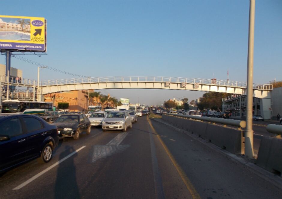 Paseo Constituyentes quedó paralizado