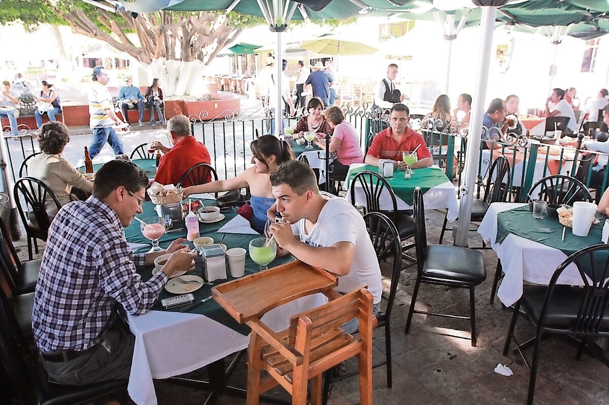 Restauranteros subirán ventas este 2 de junio