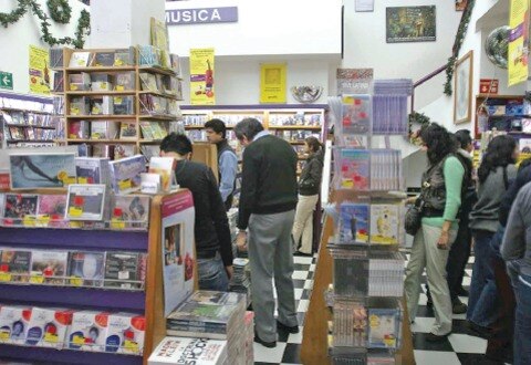 Crece 12% librería Gandhi en capital