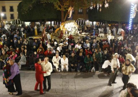 Queretanos mantienen tradición