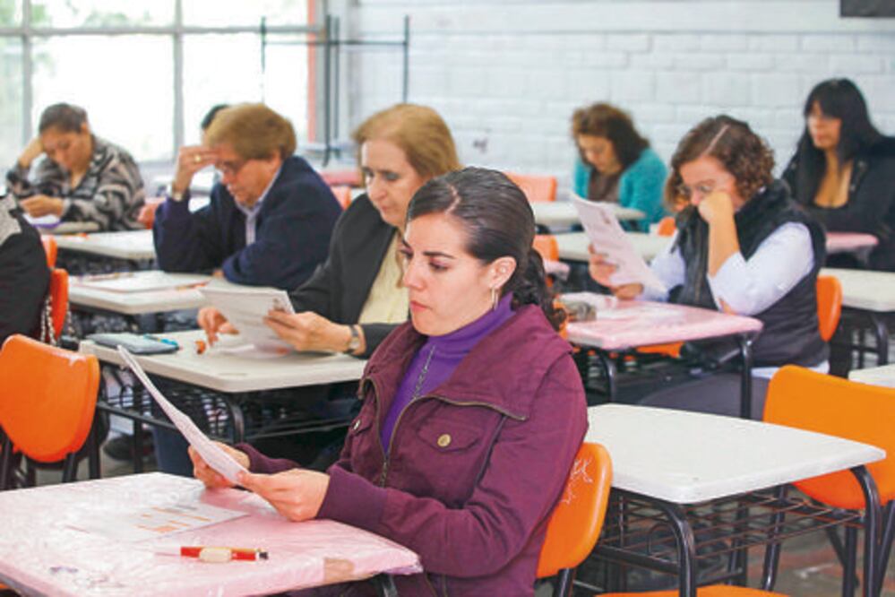 La USEBEQ continúa asesoría a docentes