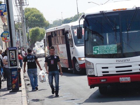Atrasan de nuevo plan  de transporte público