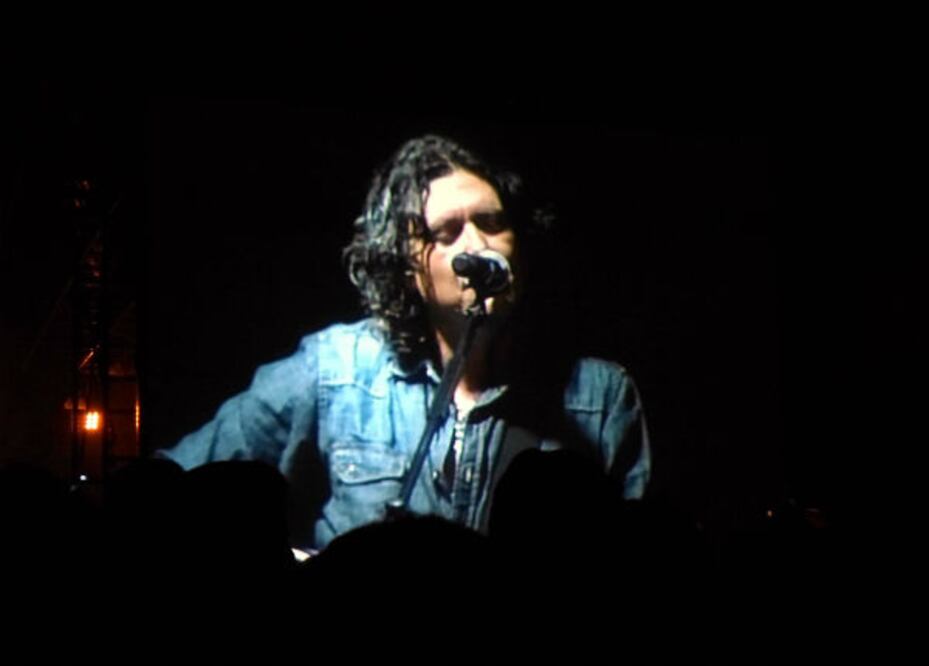 Gozo y nostalgia provoca Caifanes en Querétaro