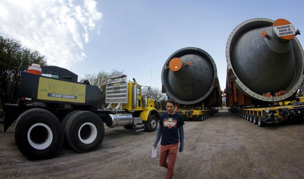 Esta noche reinician su camino las calderas gigantes