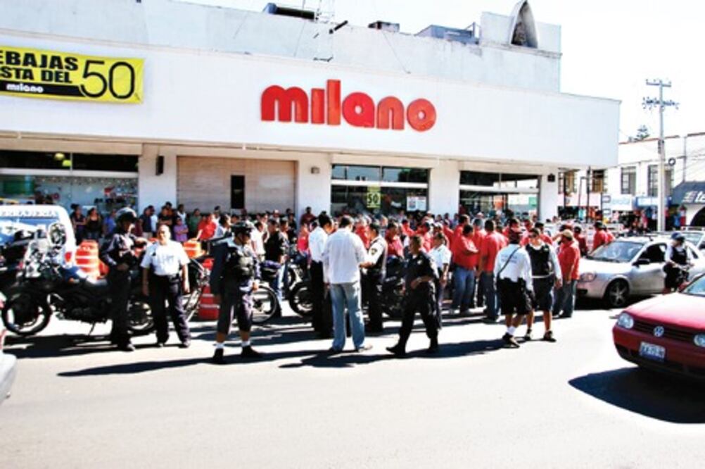 Piden expulsar a ambulantes del centro