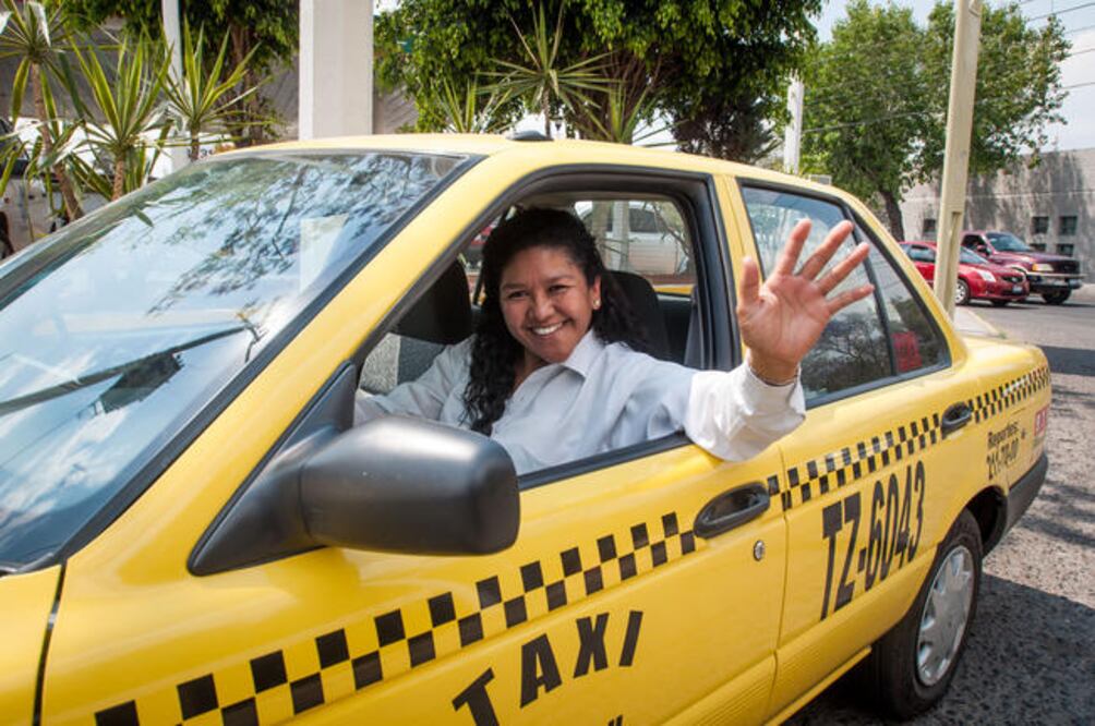 La empresa Tours Ejecutivos fue la encargada de pagar la capacitación, además de otorgar empleos para las mujeres capacitadas. (RICARDO LUGO. EL UNIVERSAL)