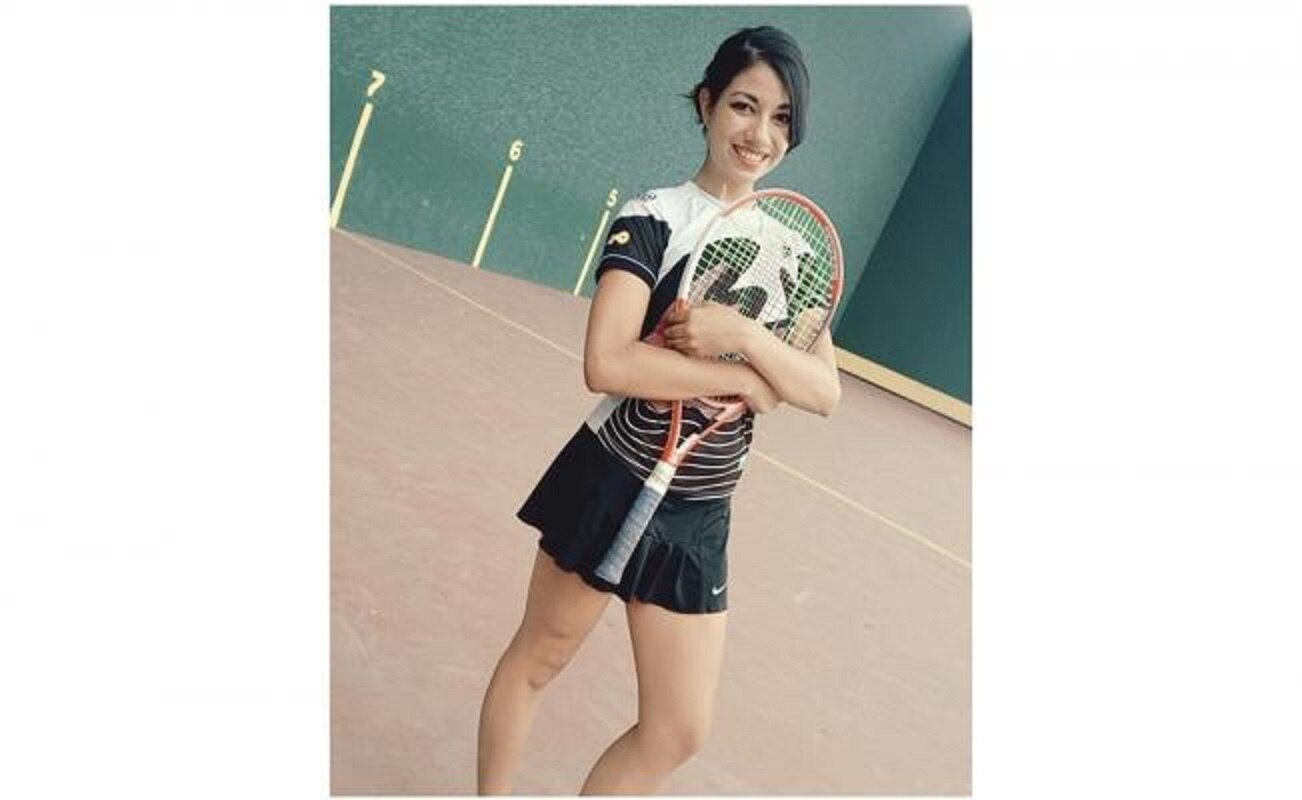 Campeona de frontenis denuncia y exhibe a su acosador