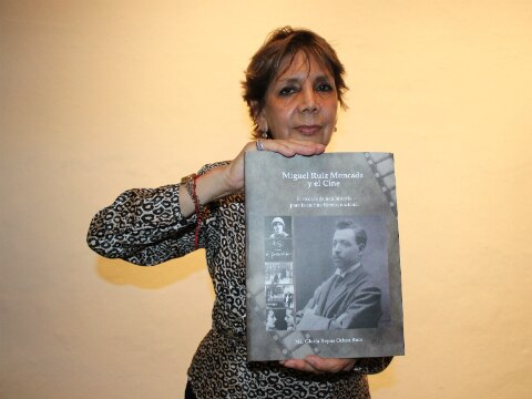 Presentan libro de Ruiz Moncada