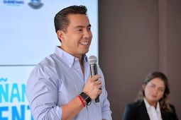 Reconocimiento de Felifer Macías, por su labor como edil, dicen panistas